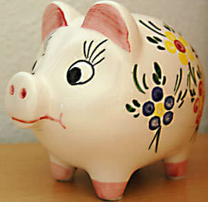 Sparen mit dem Sparschwein - (Foto: Martin Goldmann) Sparen mit dem Sparschwein - (Foto: Martin Goldmann)